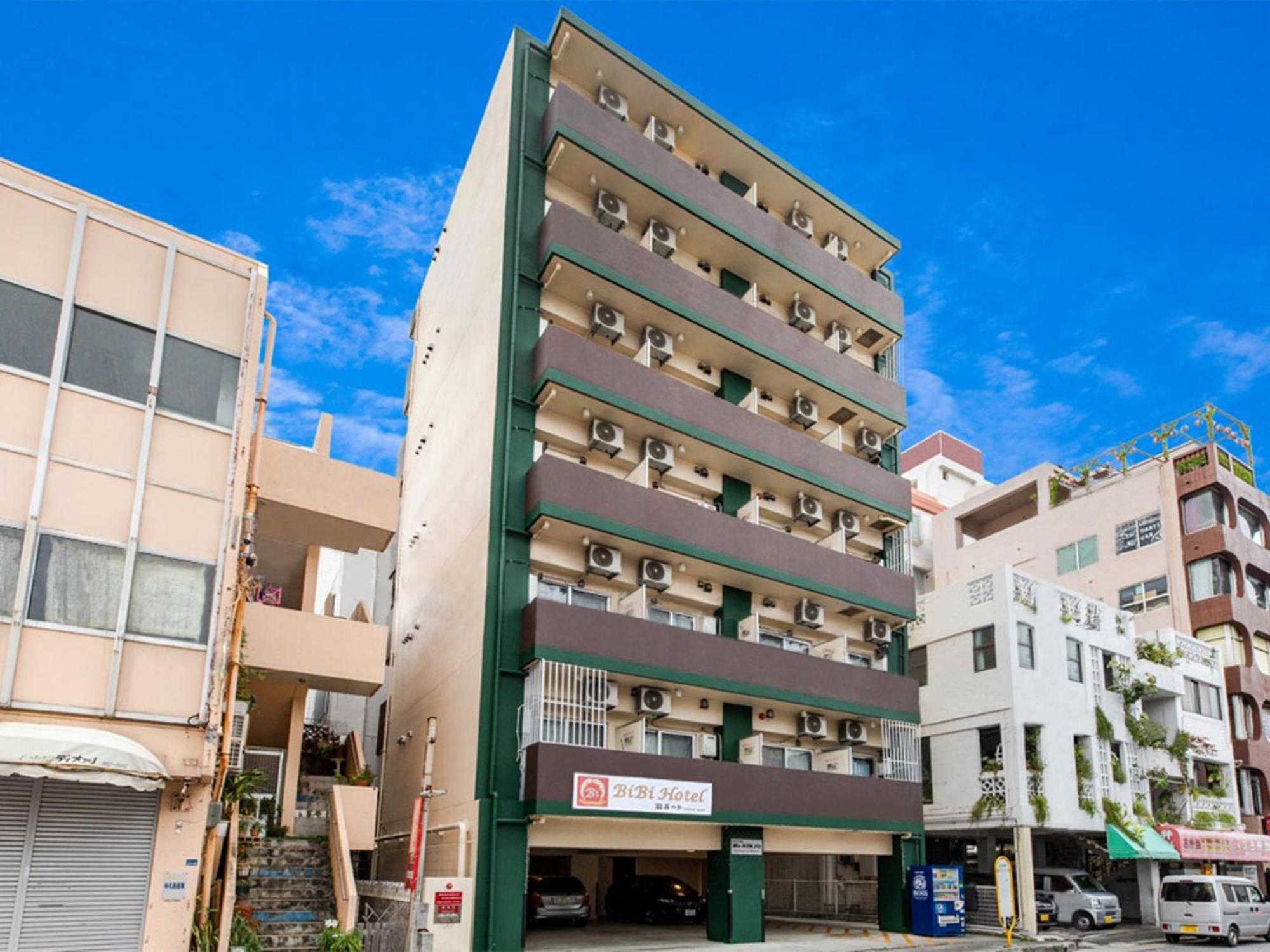 Bibi Hotel Tomariport Naha Buitenkant foto